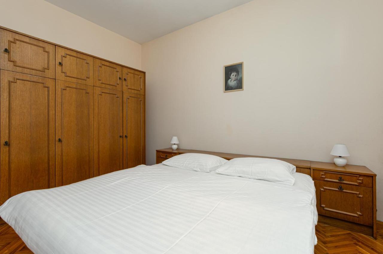 Silva Apartment โปเรช ภายนอก รูปภาพ