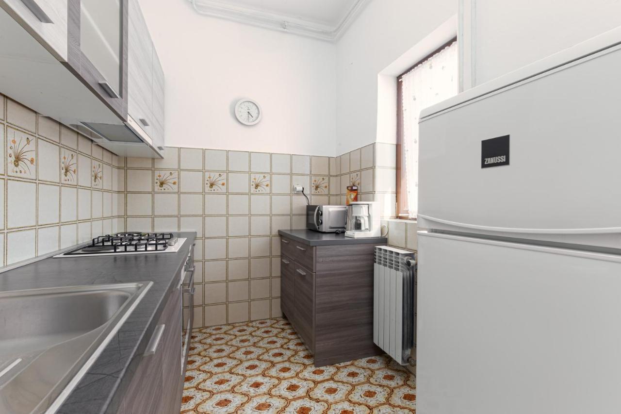 Silva Apartment โปเรช ภายนอก รูปภาพ