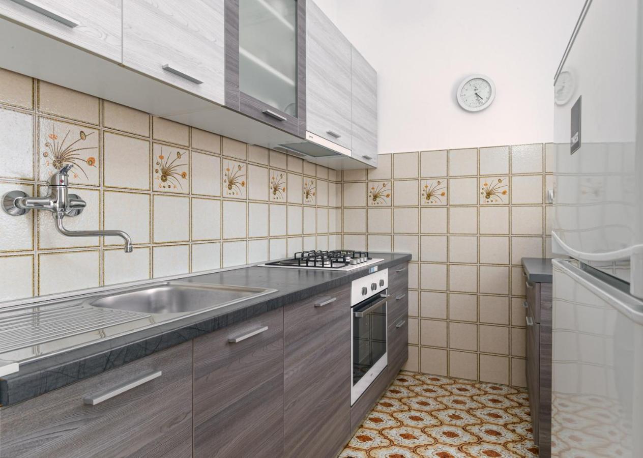 Silva Apartment โปเรช ภายนอก รูปภาพ