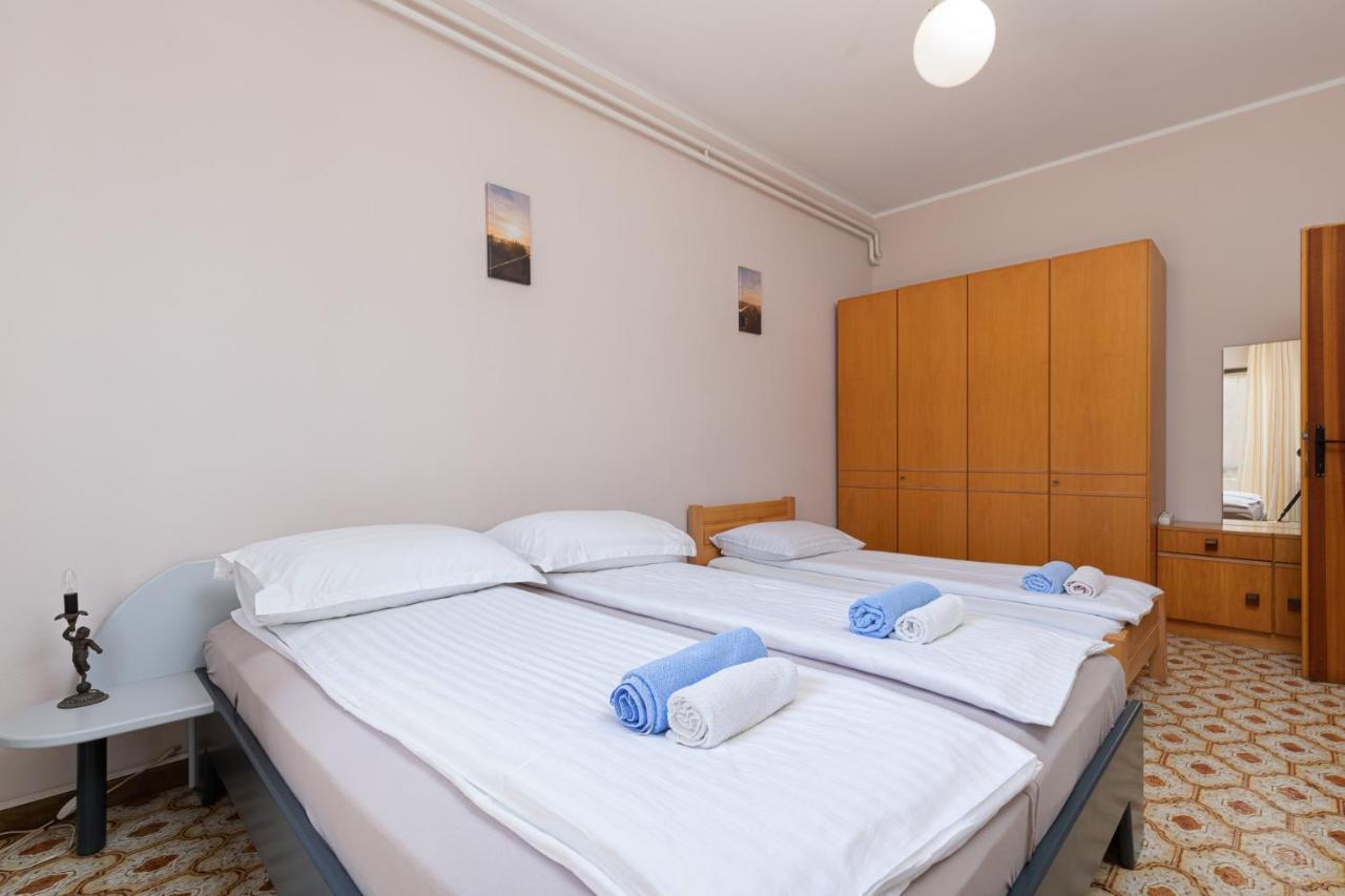 Silva Apartment โปเรช ภายนอก รูปภาพ