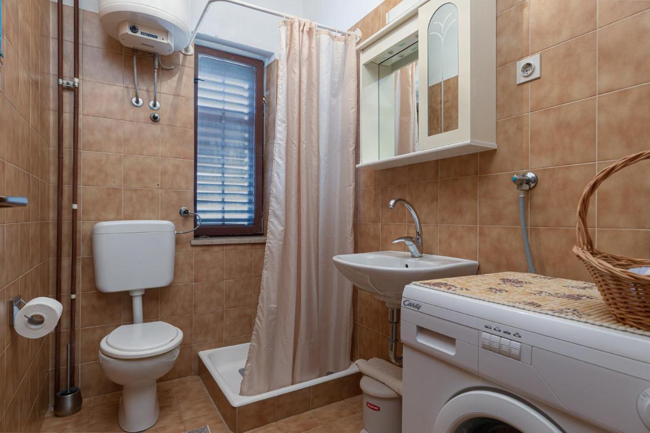 Silva Apartment โปเรช ภายนอก รูปภาพ